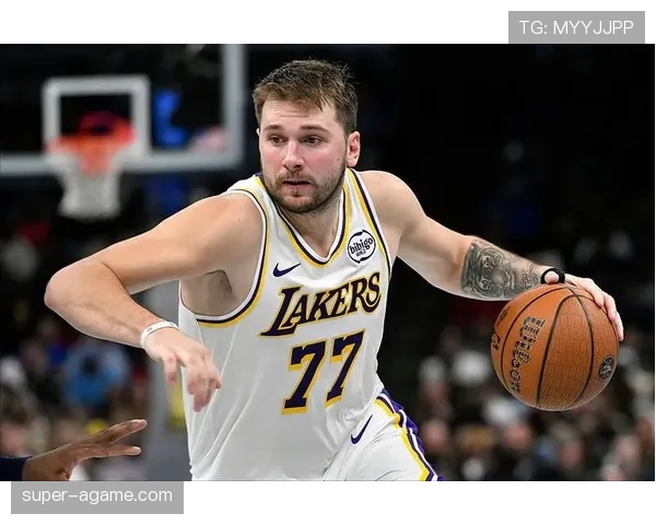 东契奇单打效率持续提升 完成关键时刻多面手角色转换